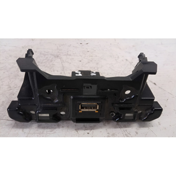 Entrada Usb Painel Vw Polo 2020 Original  Preto