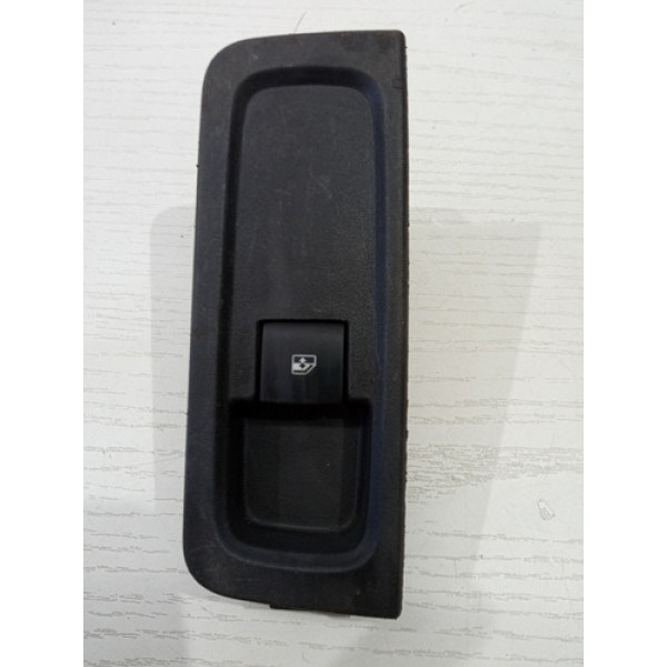 Botão Vidro Elétrico Traseiro Direito Gm Onix 2010 A 2019