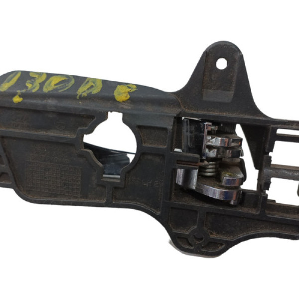 Maçaneta Interna Dianteiro Esquerdo Hyundai I30 2009 A 2020 - Cromado - Dianteira