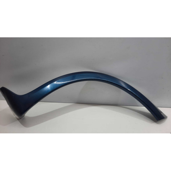 Moldura Roda Traseira Esquerdo Gm Corsa Novo Hatch 