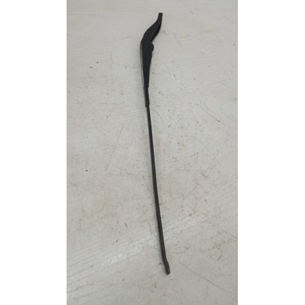 Braço Limpador Direito Par Renault Logan Sandero 2014 A 2018 - Direito