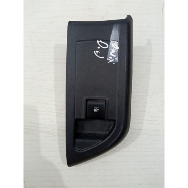 Botão Vidro Elétrico Dianteiro Direito D Gm Onix 2011 A 2019