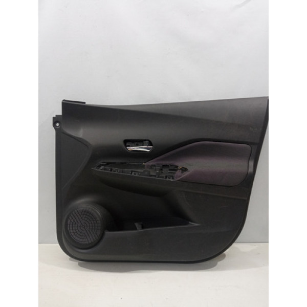 Forro Porta Dianteira Direita Nissan Kicks 809005ra0a Novo Preto