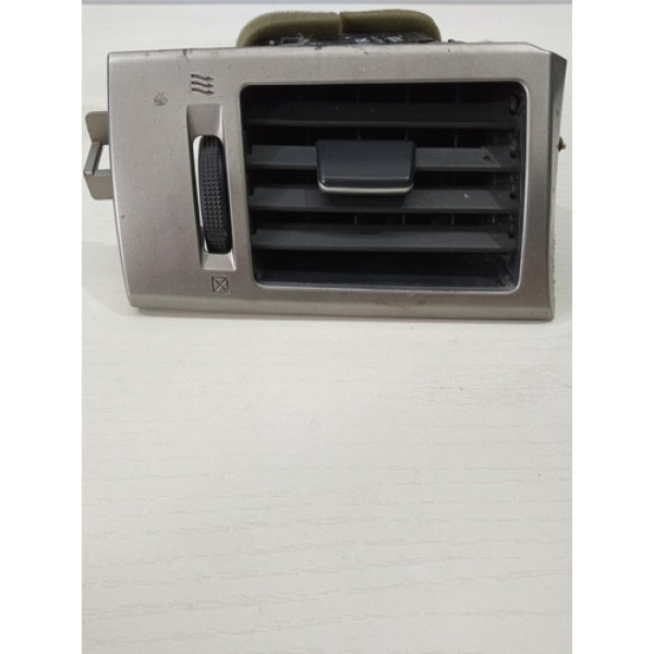 Difusor De Ar Esquerdo Nissan Tiida 2007 Original