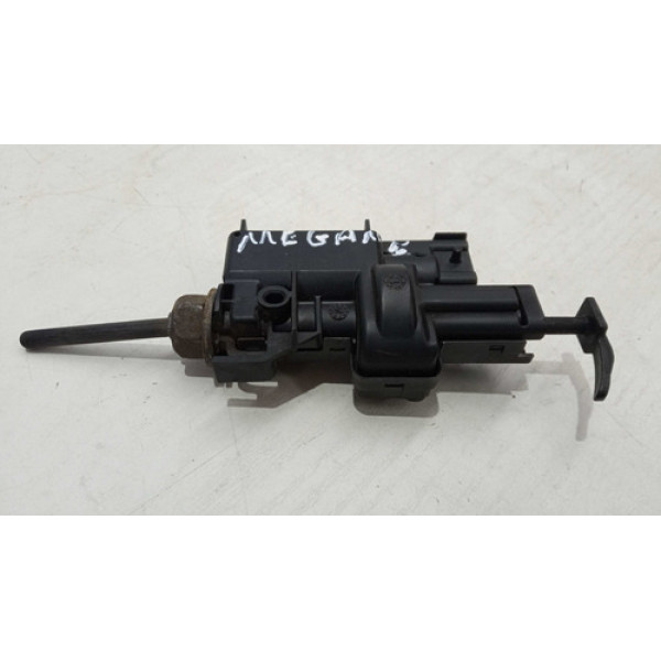 Trava Portinhola Tanque Megane Sedan Grand Tour 2006-2013 2006 Preto