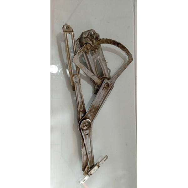 Máquina Vidro Manual Chevrolet Corsa 2005 Dian. Esq