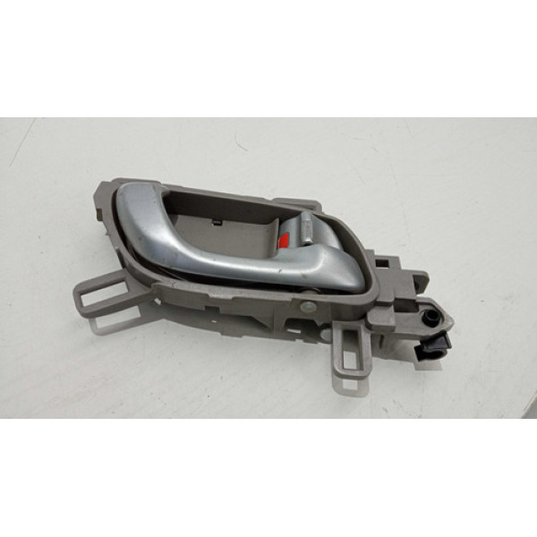 Maçaneta Interna Dianteira Direita Honda Civic 2016  Prata Dianteira