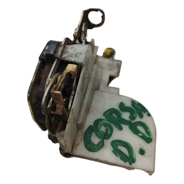 Fechadura Dianteiro Porta Direito Manual Gm Corsa 1994 A 10
