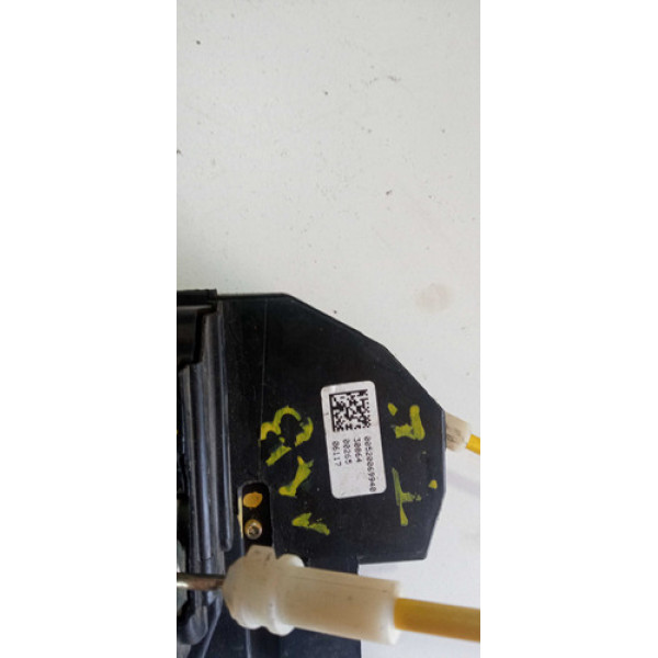 Fechadura Traseira Esquerda Fiat Mobi 18 00520069940