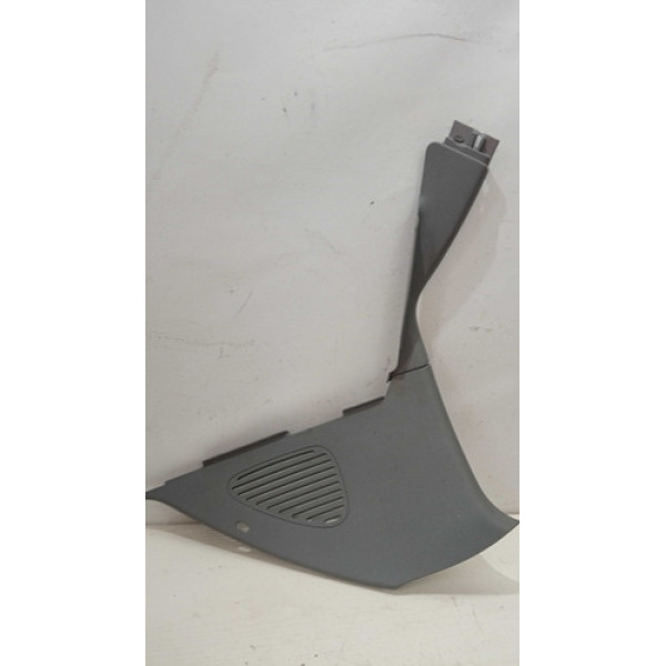 Acabamento Coluna Traseira Direita Renault Clio  2012