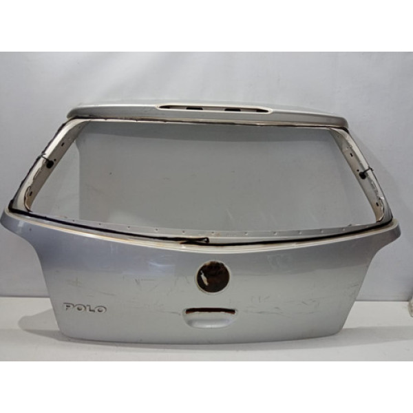 Tampa Traseira Volkswagen Polo 2005 A 2008 C/avaria  - Cinza