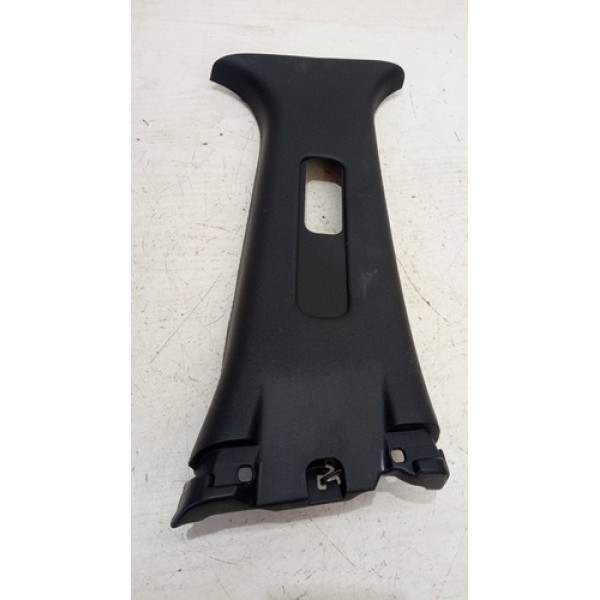 Acabamento Cinto De Segurança Lado Direito Kicks 1.6 16 20 Preto