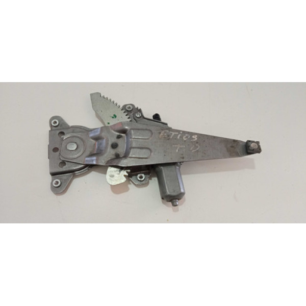 Máquina Do Vidro Sem Motor Porta T.d  Etios - 698030d130