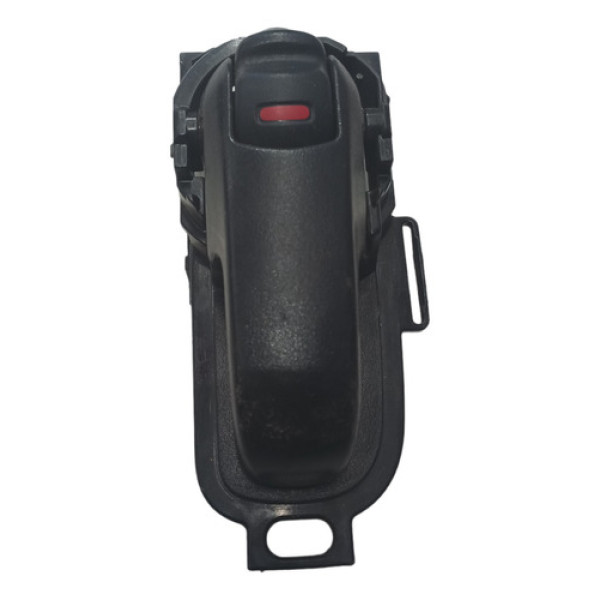 Maçaneta Interna Nissan Tiida Dianteira Esquerda 2014 - Perto - Dianteira