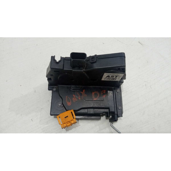 Fechadura Porta Dianteiro Esquerd Gm Onix Prisma 2017 A 2022