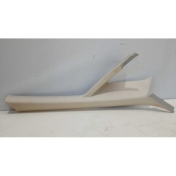 Acabamento Coluna Dianteira Direita Fiat Linea 1.8 2012/2014