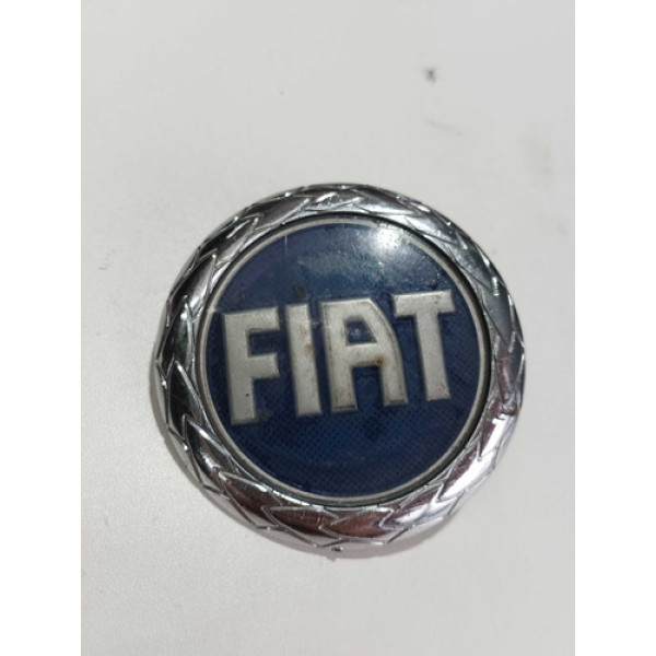 Emblema Grade Dianteira Fiat Punto/siena/ldea 02/11  Prata