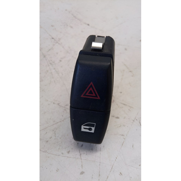 Botão Dianteiro Pisca Alerta Trava Bmw X1 2015 Original  Preto