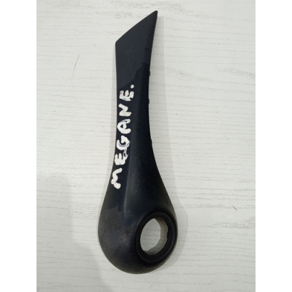 Moldura Retrovisor Lado Esquerdo Megane 2007