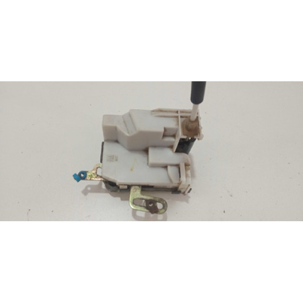 Fechadura Porta D/d Celta 2001