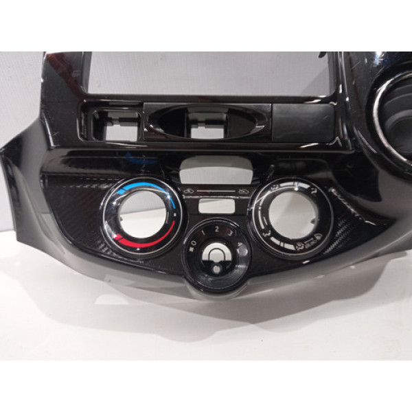 Moldura Difusor De Ar Central Toyota Etios 2018 Original