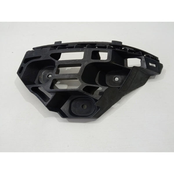 Guia Para-choque Tras. L.direito Polo/virtus 6ec807378 Vw
