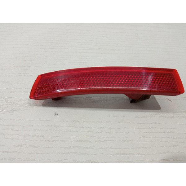 Defletor Olho Gato P/choque Esq Bravo Palio Vermelho