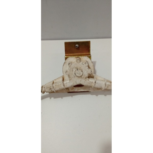 Maquina  Vidro Manual Courier Fiesta 96 / 02 Esquerdo