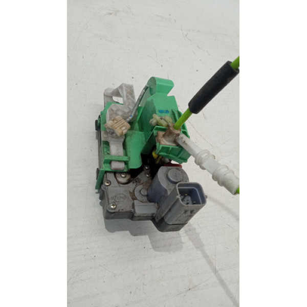 Fechadura Porta Traseira Direita Linea