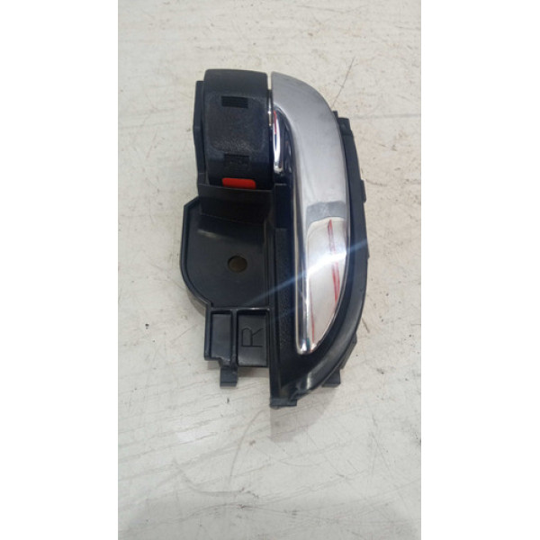 Maçaneta Interna Traseira Direita Toyota Etios 13 20 Traseira Preto/cromado