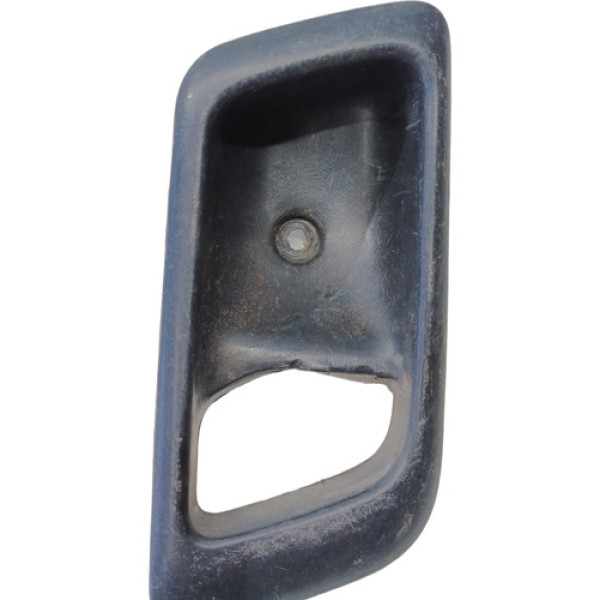 Maçaneta Moldura Interna Acabamento Esquerd Fiat 2014 A 2020 Preto Dianteira