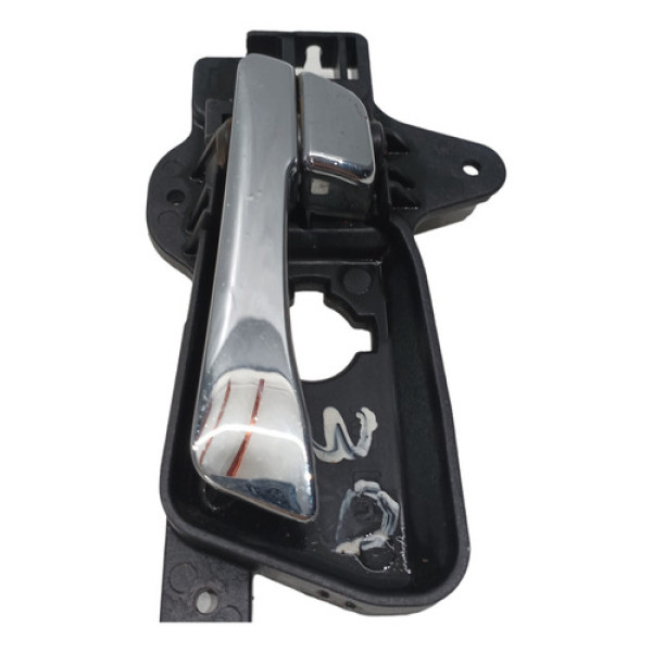 Maçaneta Interna Traseiro Esquerdo Hyundai I30 2008 A 2020 - Cromado - Traseira