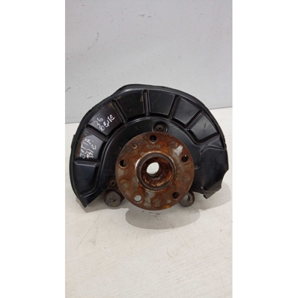 Montante Dianteiro Direito Jetta 2.0 16v Tsi  2012 A 18