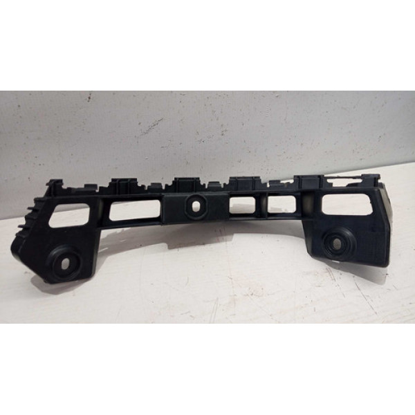 Suporte Guia Do Parachoque Tras Voyage G6 Ld  2013 2016