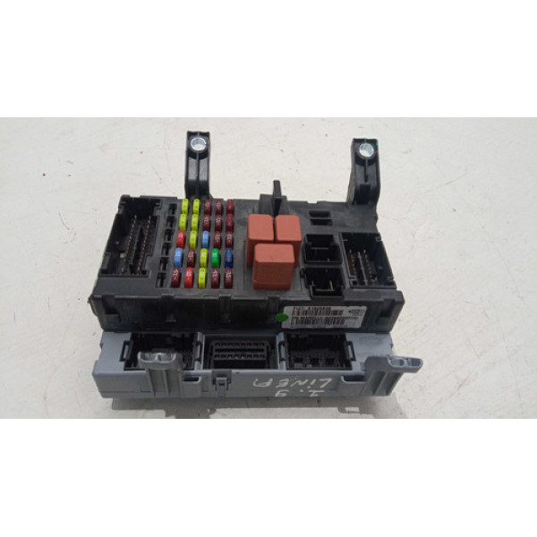 Caixa De Fusivel Linea 1.9 16v Flex 51825838