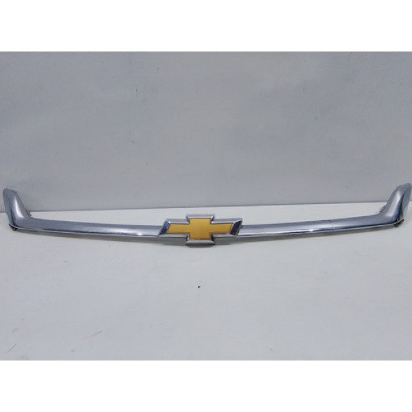 Friso Inferior Da Grade Onix Hatch 2020 A 2022 Original 