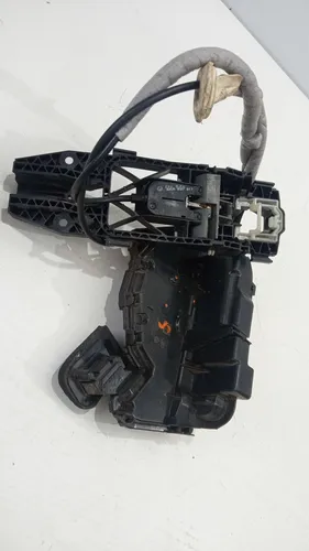 Fechadura Porta Dianteiro Direito Elétrico Vi Vw 2010 A 2022
