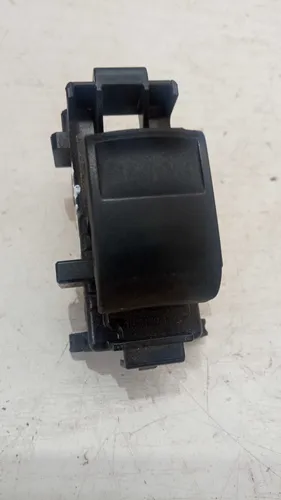 Botão Comando Traseiro Toyota Etios 2013 A 2019 Original